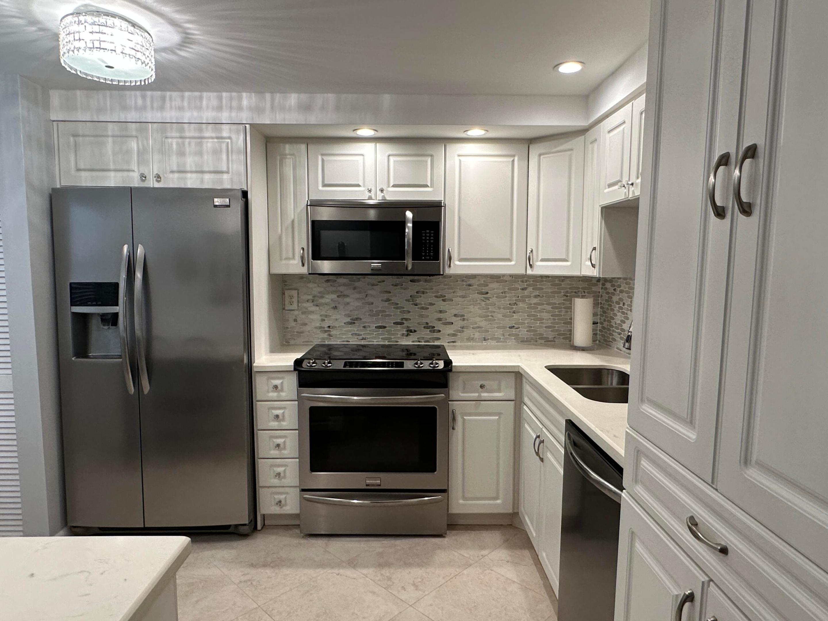 Colony Point 4 Condo - Residential