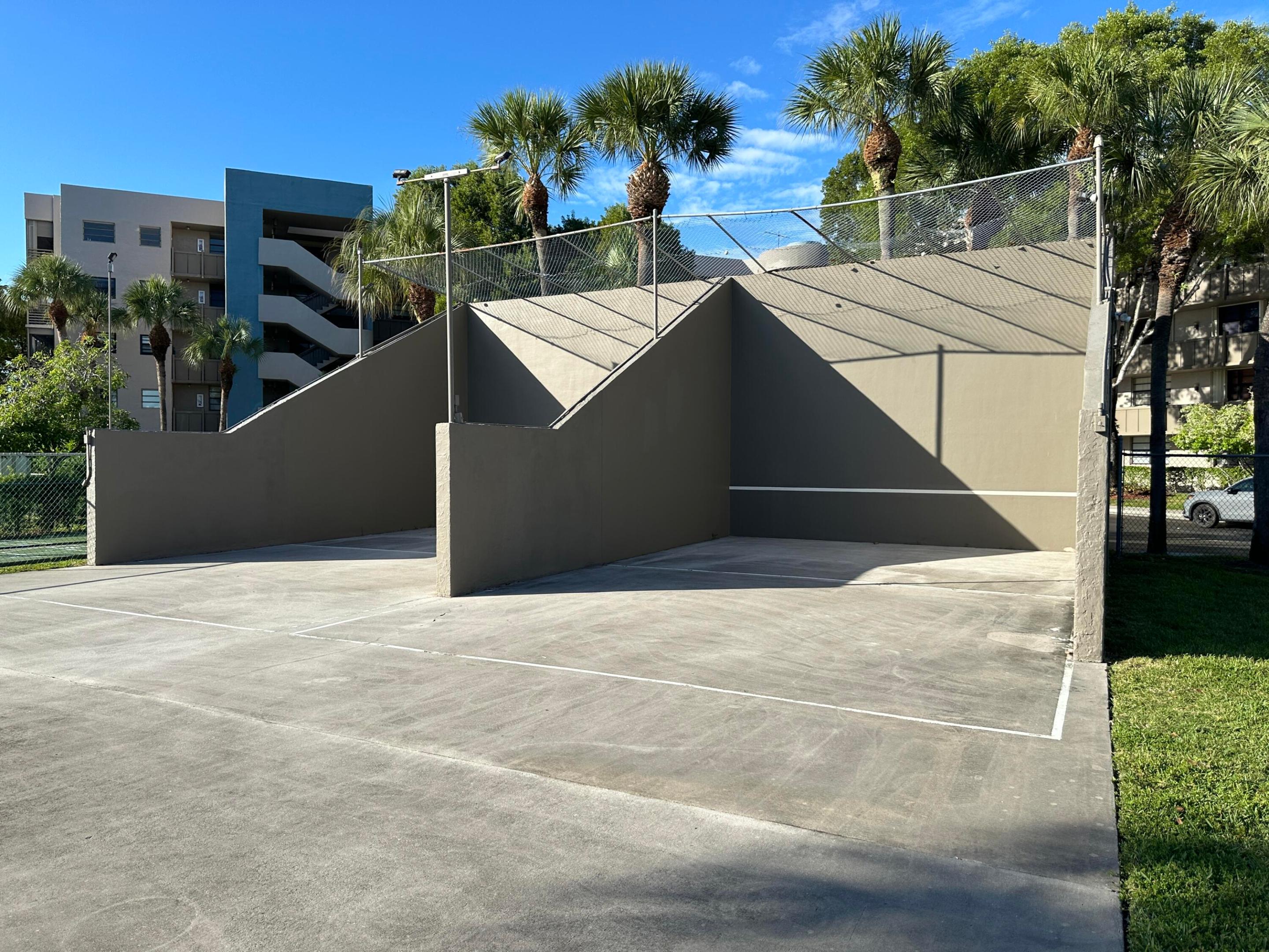 Colony Point 4 Condo - Residential