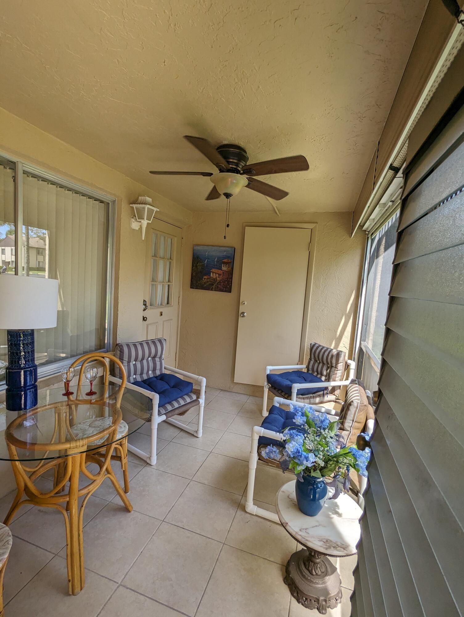 407 PINE GLEN Lane B1, Greenacres FL 33463