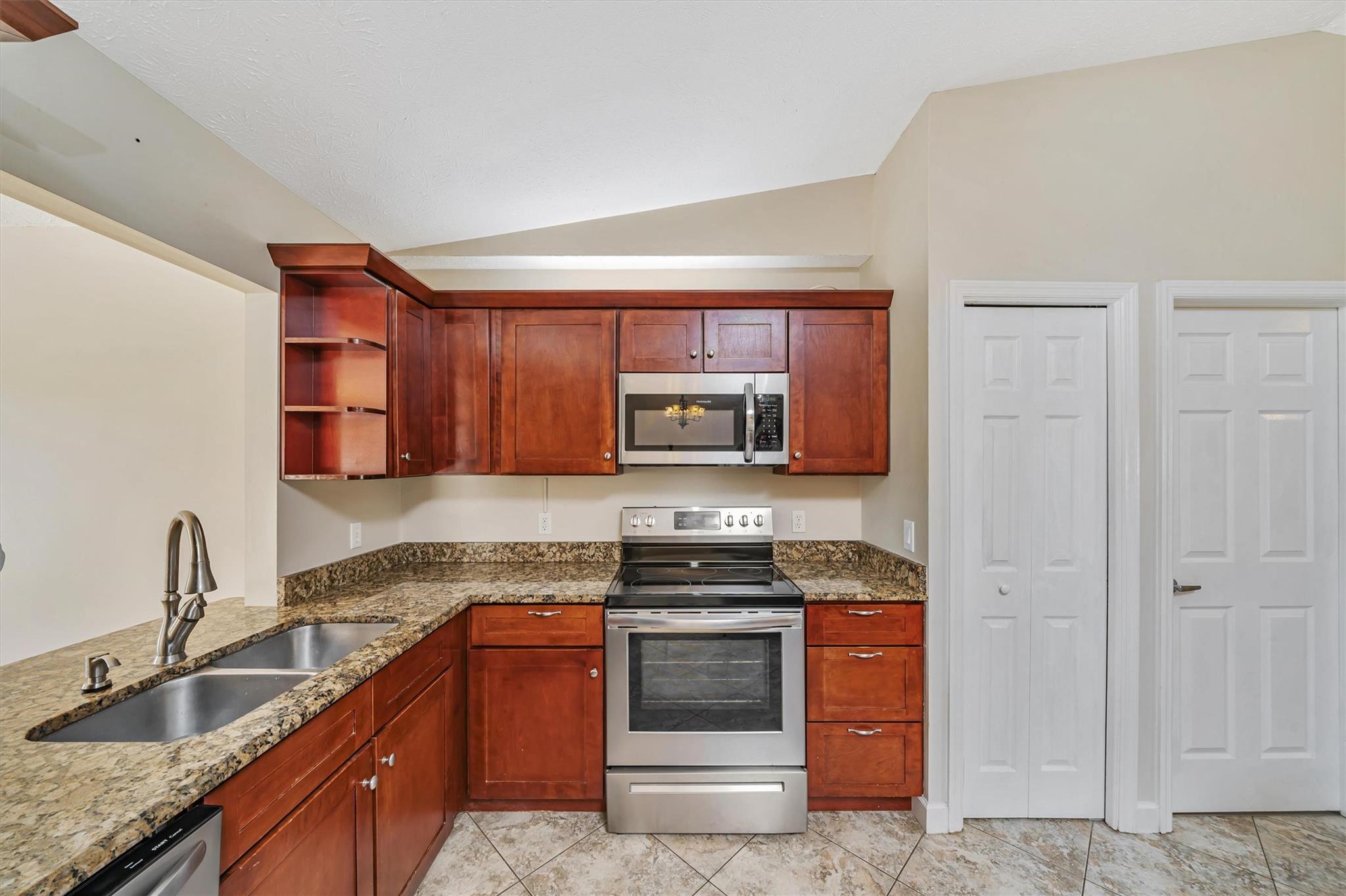 PORT ST LUCIE SECTION 30 - Residential