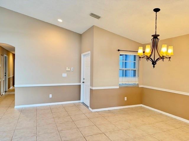 Coco Lakes 155-25 B - Residential Lease