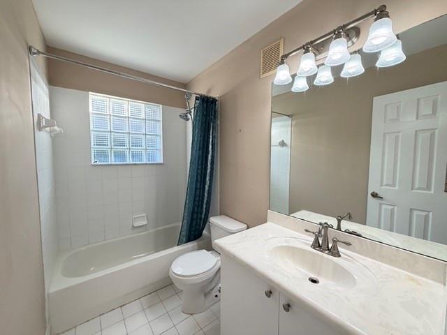 Coco Lakes 155-25 B - Residential Lease