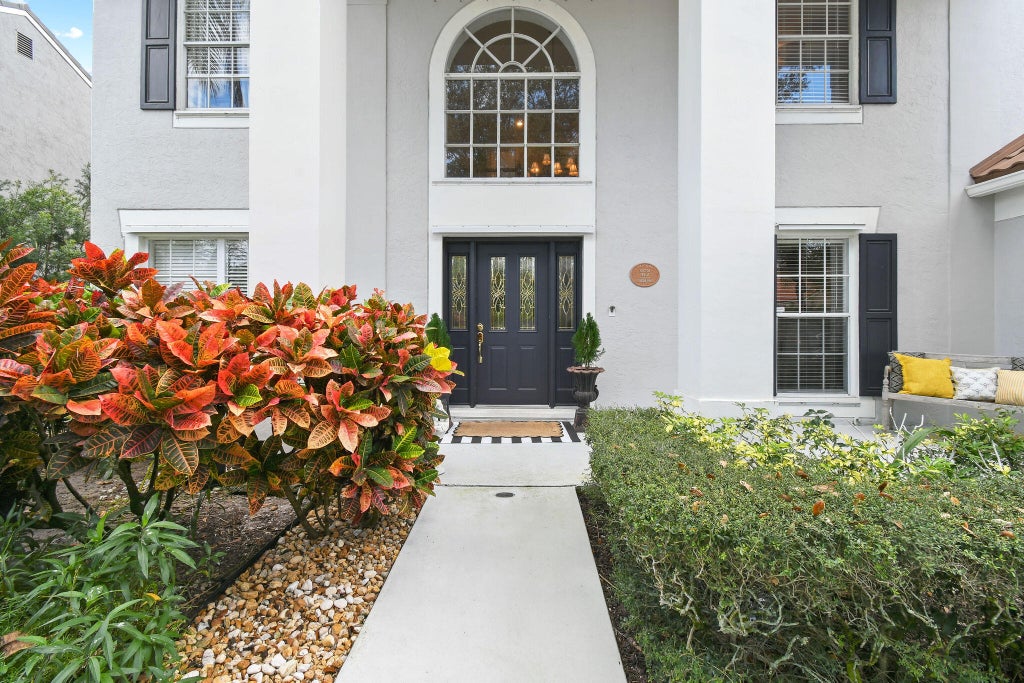 Photo of 10221 Hunt Club Lane, Palm Beach Gardens, FL 33418 (MLS # R11063503)