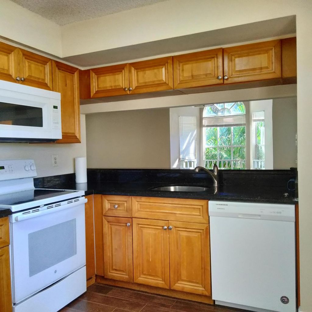 Photo of 21206 Glenmoor Drive #21206, West Palm Beach, FL 33409 (MLS # R11166301)