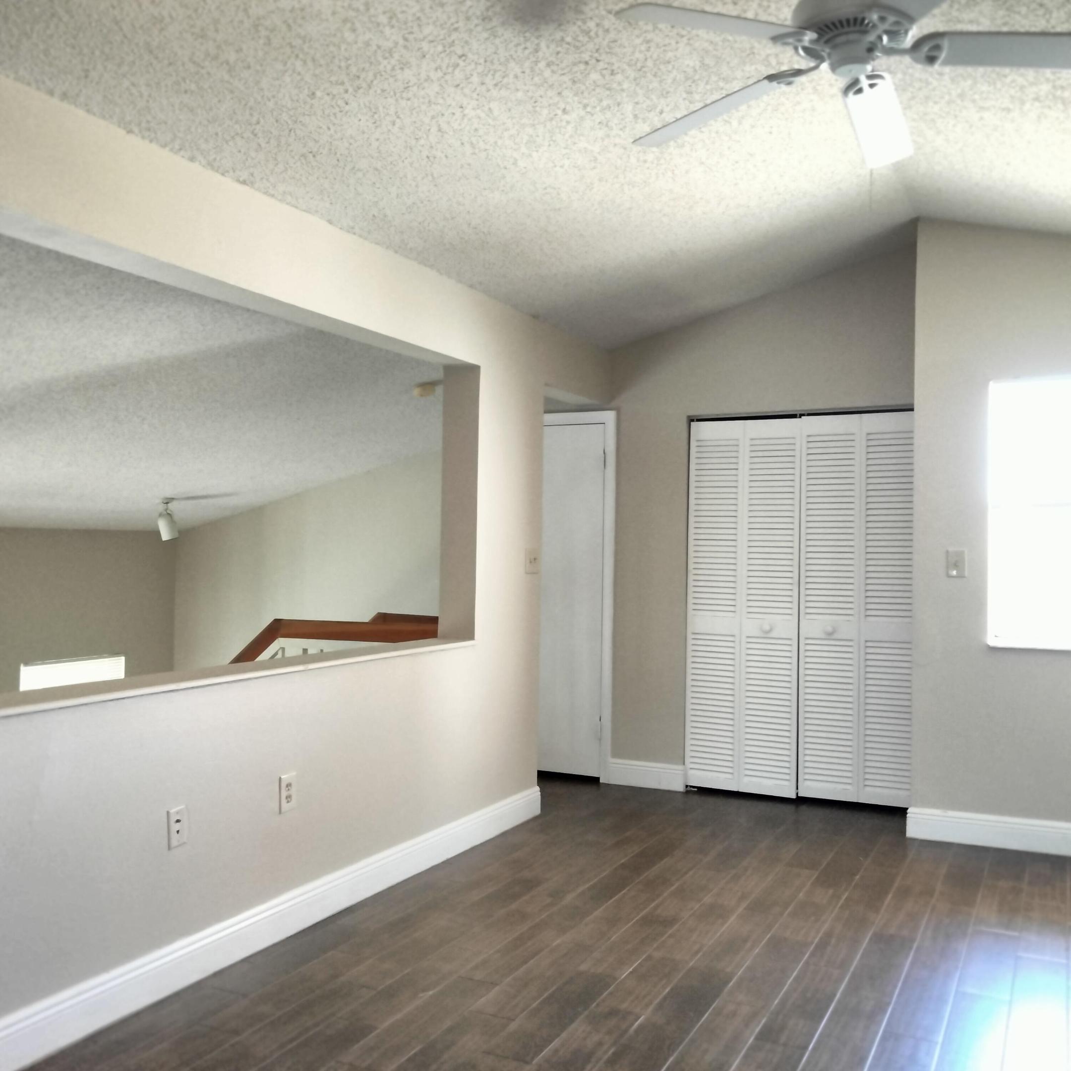 STERLING VILLAGES OF PALM BEACH LAKES CONDO - Residential Lease