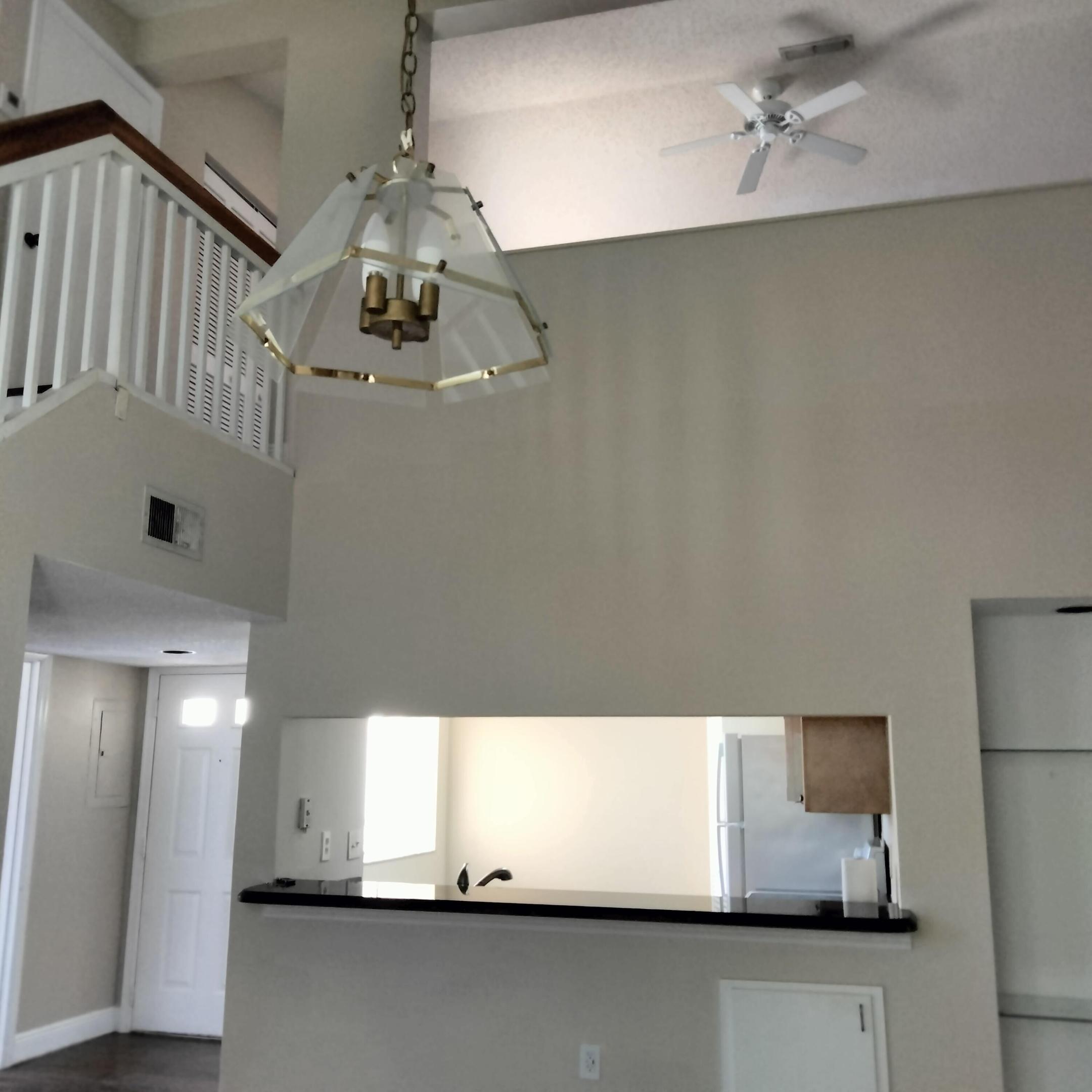 STERLING VILLAGES OF PALM BEACH LAKES CONDO - Residential Lease