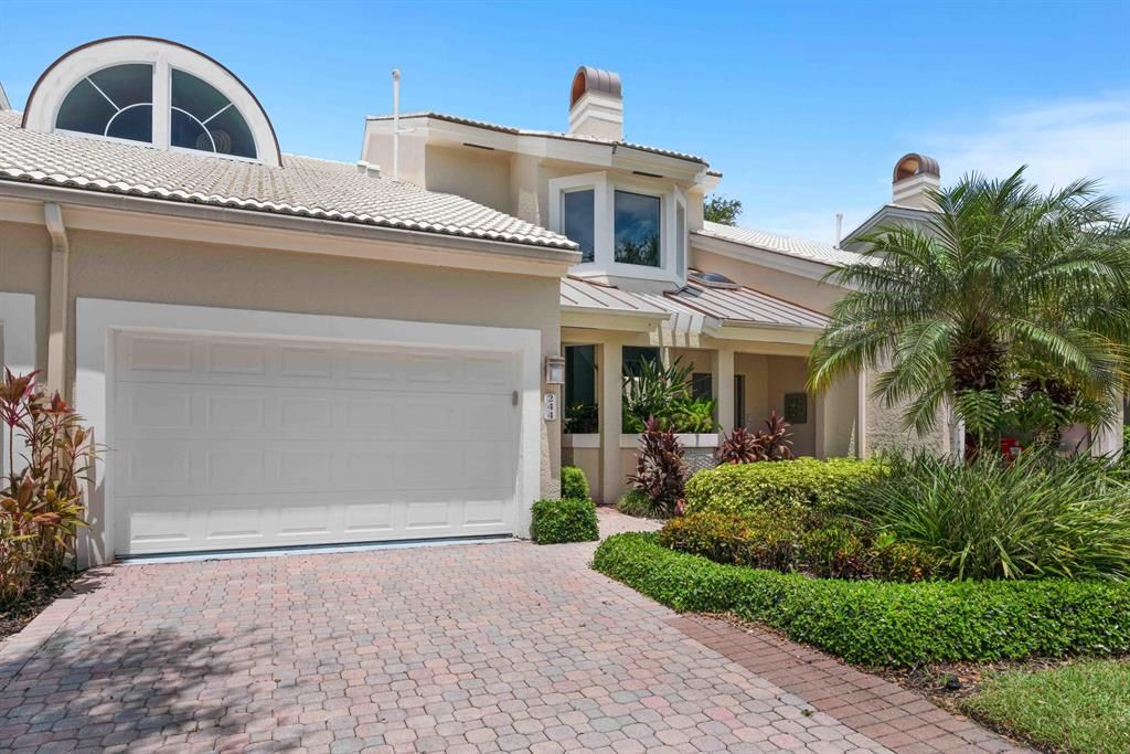 Photo of 244 Eagle Drive, Jupiter, FL 33477 (MLS # R10694345)