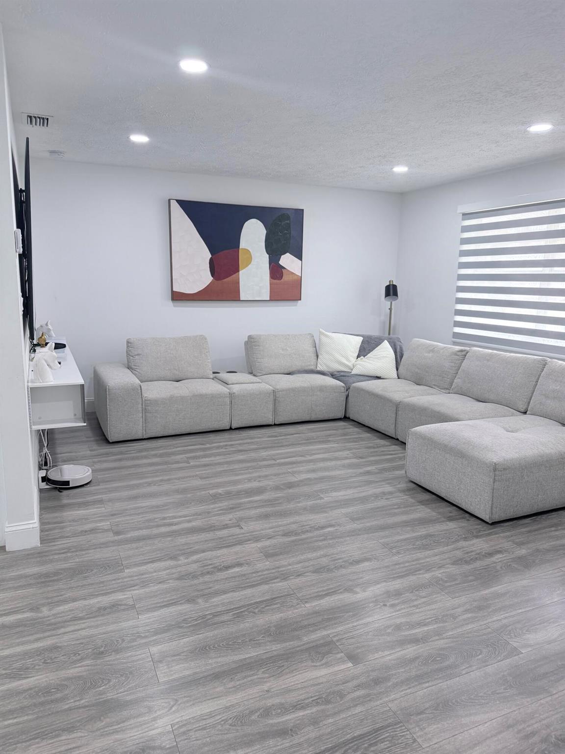 PORT ST LUCIE SECTION 13 - Residential Lease