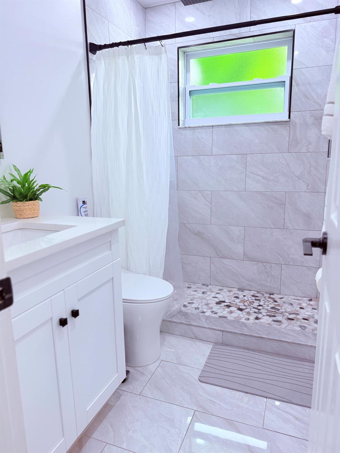 PORT ST LUCIE SECTION 13 - Residential Lease