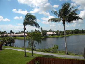 EMERALD LAKES - Residential