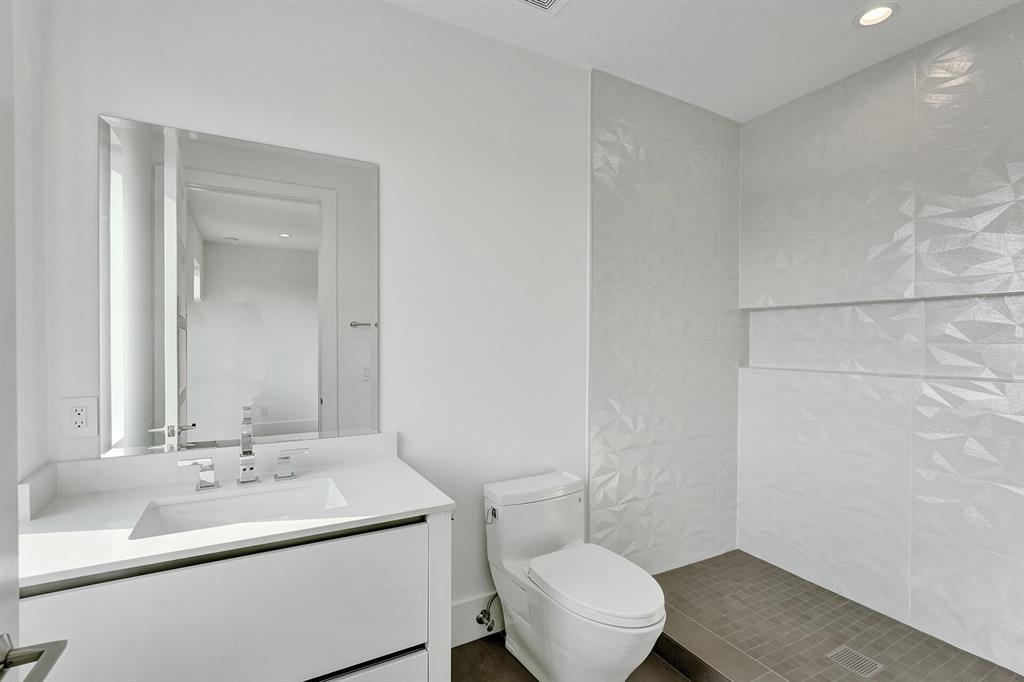 BOCA RATON RIVIERA UNIT B - Residential