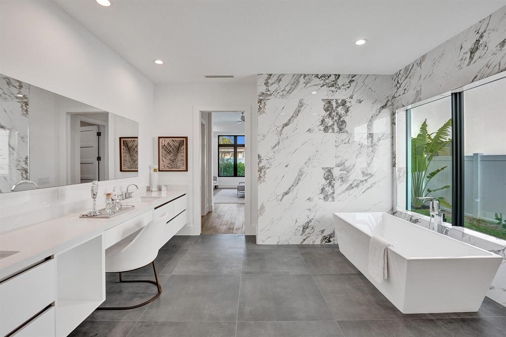 BOCA RATON RIVIERA UNIT B - Residential