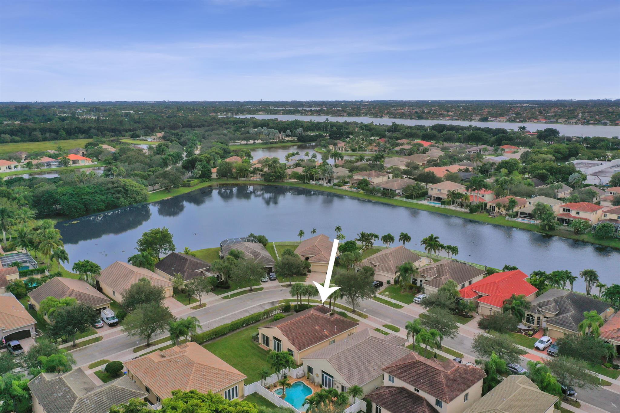 LAGUNA ISLES - Residential