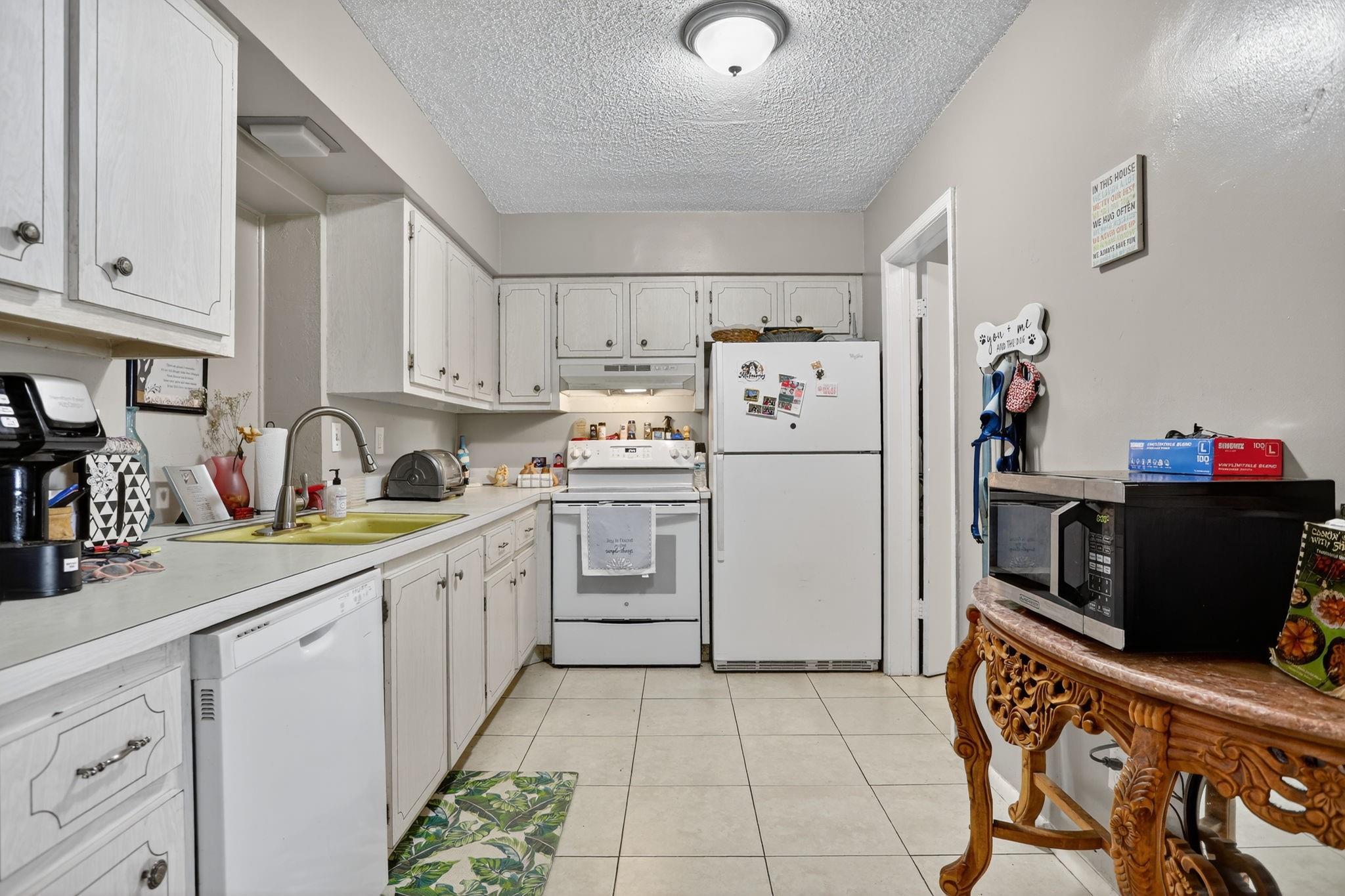 WESTWOOD COMMUNITY 3 - Residential