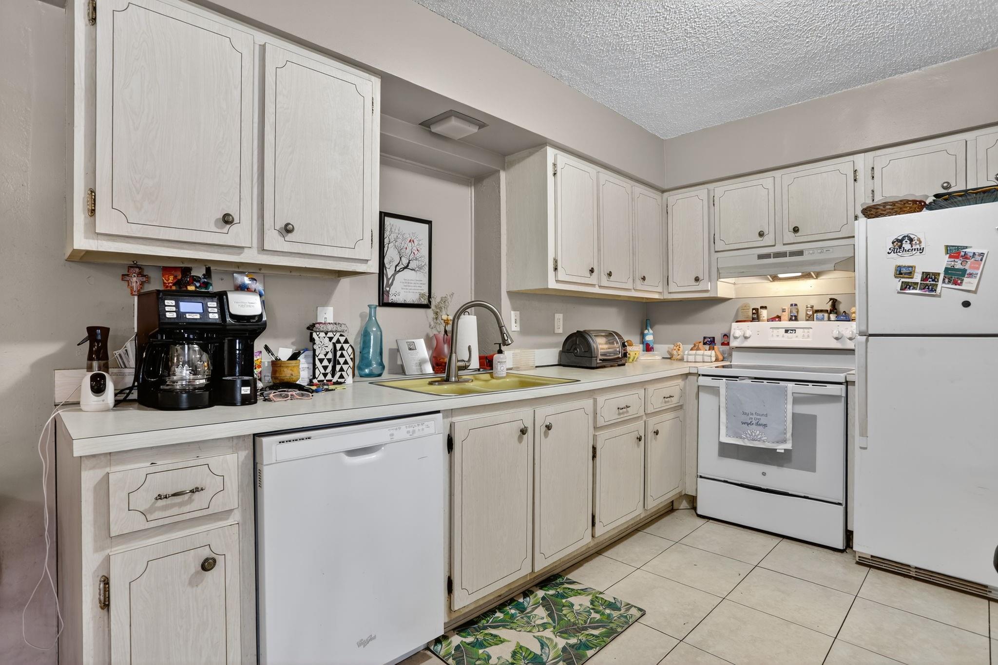 WESTWOOD COMMUNITY 3 - Residential