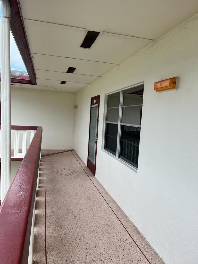 FANSHAW AT CENTURY VILLAGE CONDO - Residential Lease