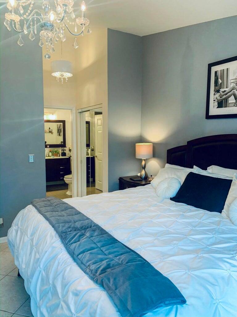 BOYNTON OASIS CONDO - Residential Lease