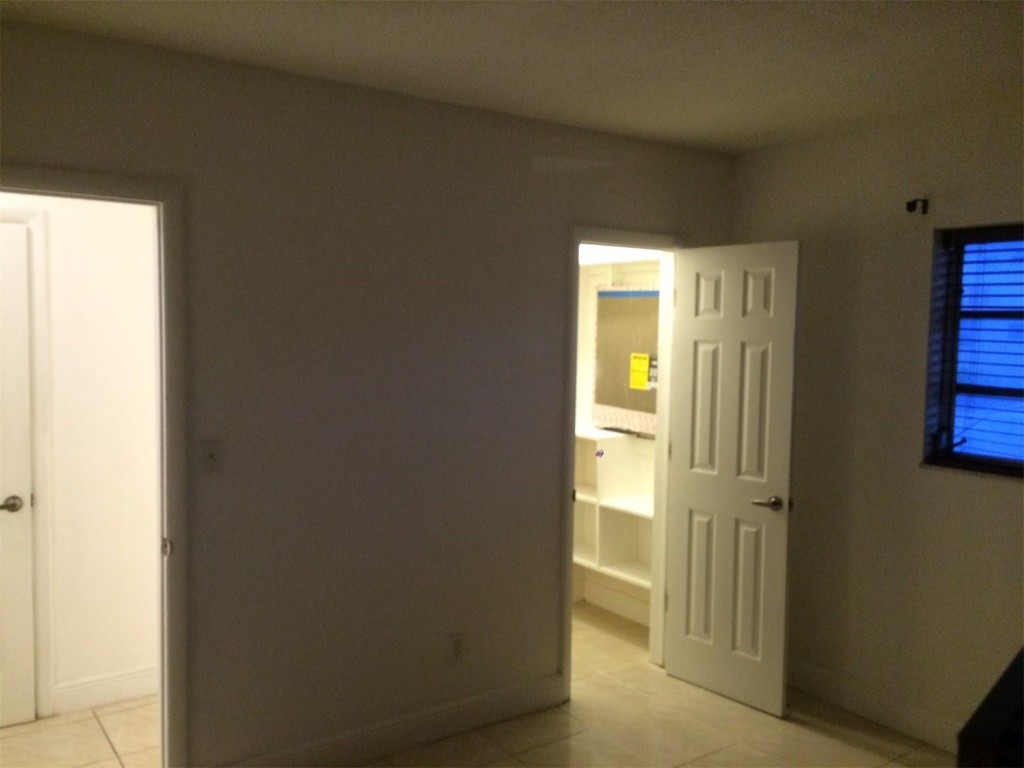 Venice Park Condo - Residential Lease