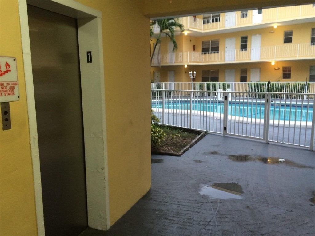 Venice Park Condo - Residential Lease