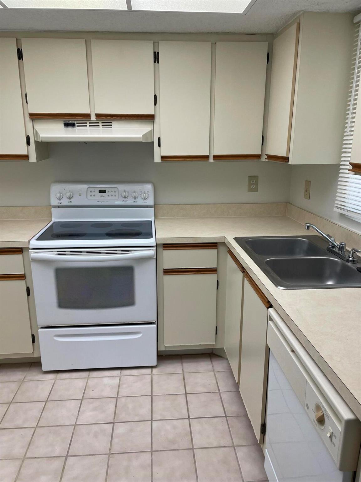 MIDPORT PLACE II, A CONDO - Residential Lease