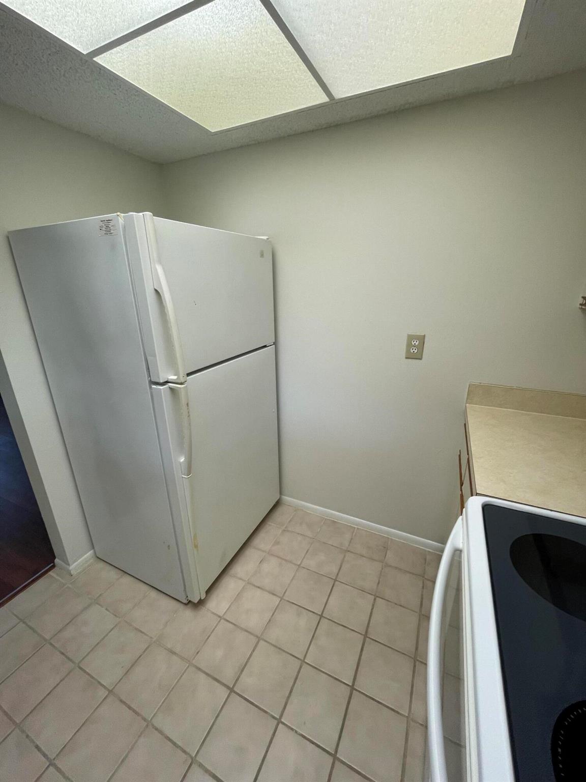 MIDPORT PLACE II, A CONDO - Residential Lease