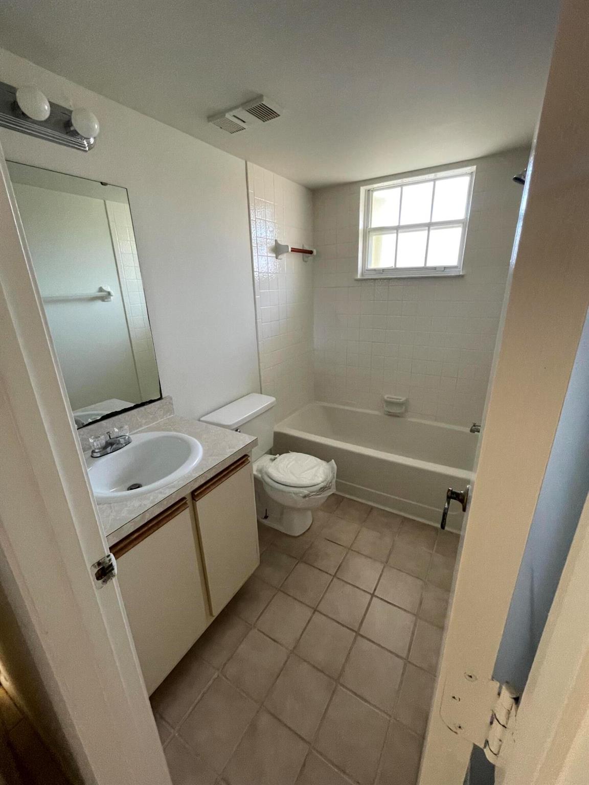 MIDPORT PLACE II, A CONDO - Residential Lease