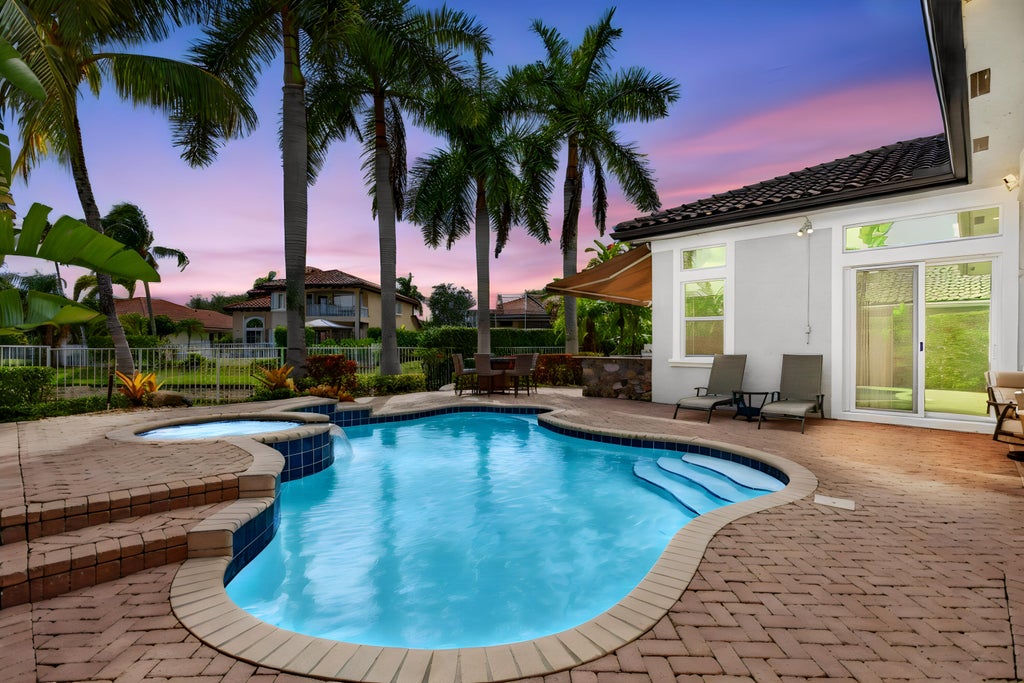 Photo of 4876 NW 123RD Terrace, Coral Springs, FL 33076 (MLS # B26071383)