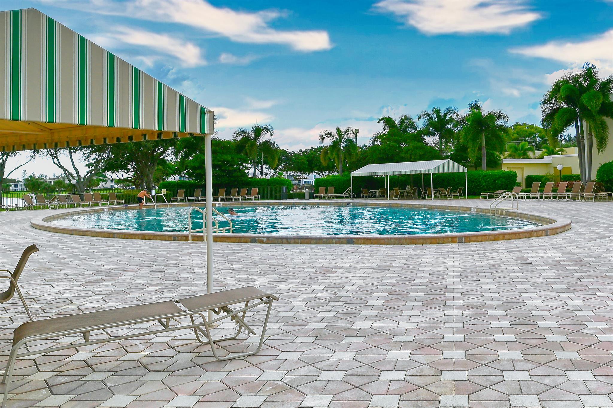 CENTURY VILLAGE - COVENTR - Residential