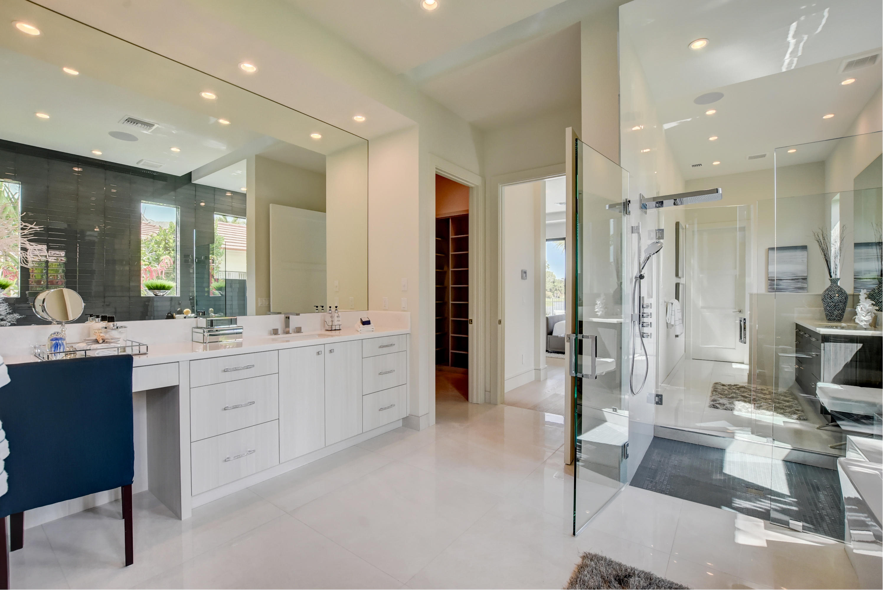 DELAIRE COUNTRY CLUB - Residential