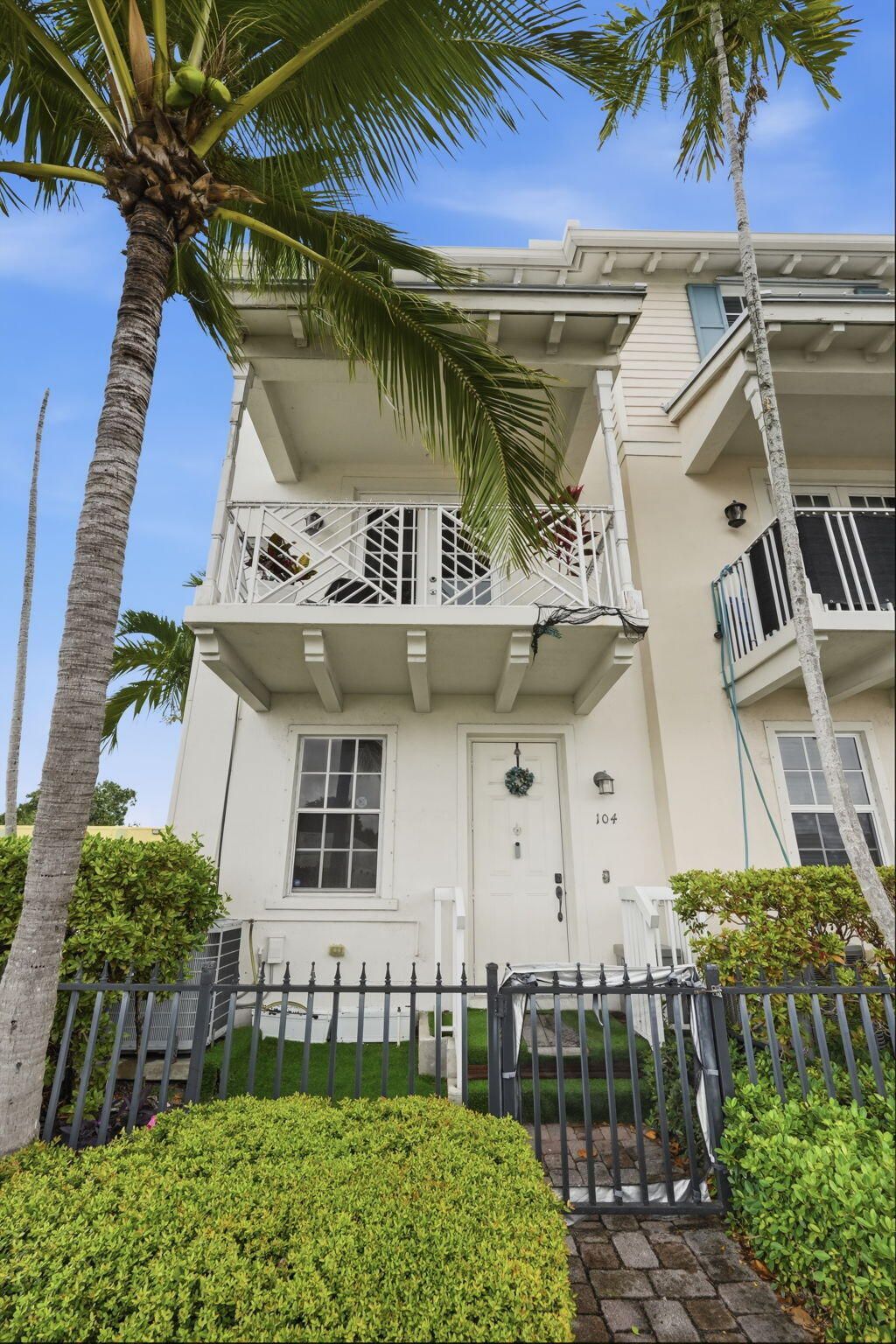 Photo of 310 N Dixie Highway #104, Lake Worth Beach, FL 33460 (MLS # B26024625)