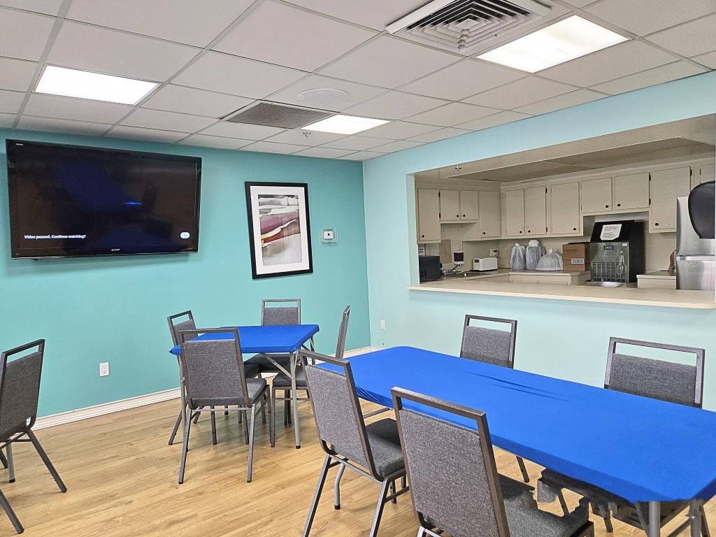 SUNRISE LAKES CONDOMINIUM - Residential