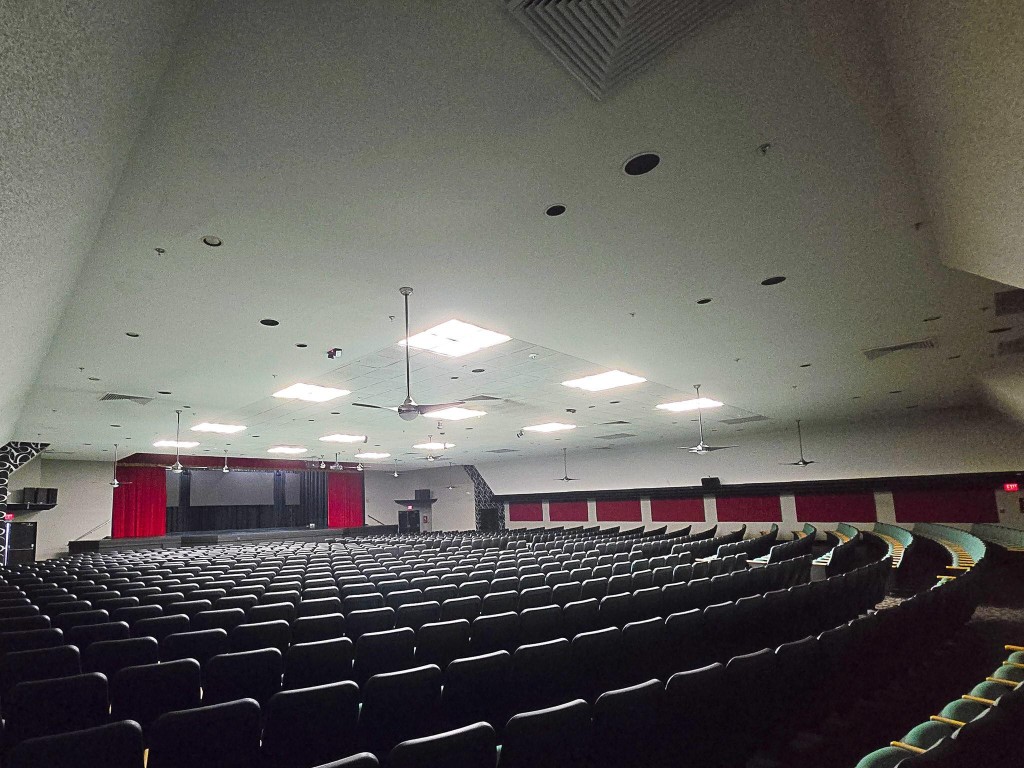 SUNRISE LAKES CONDOMINIUM - Residential