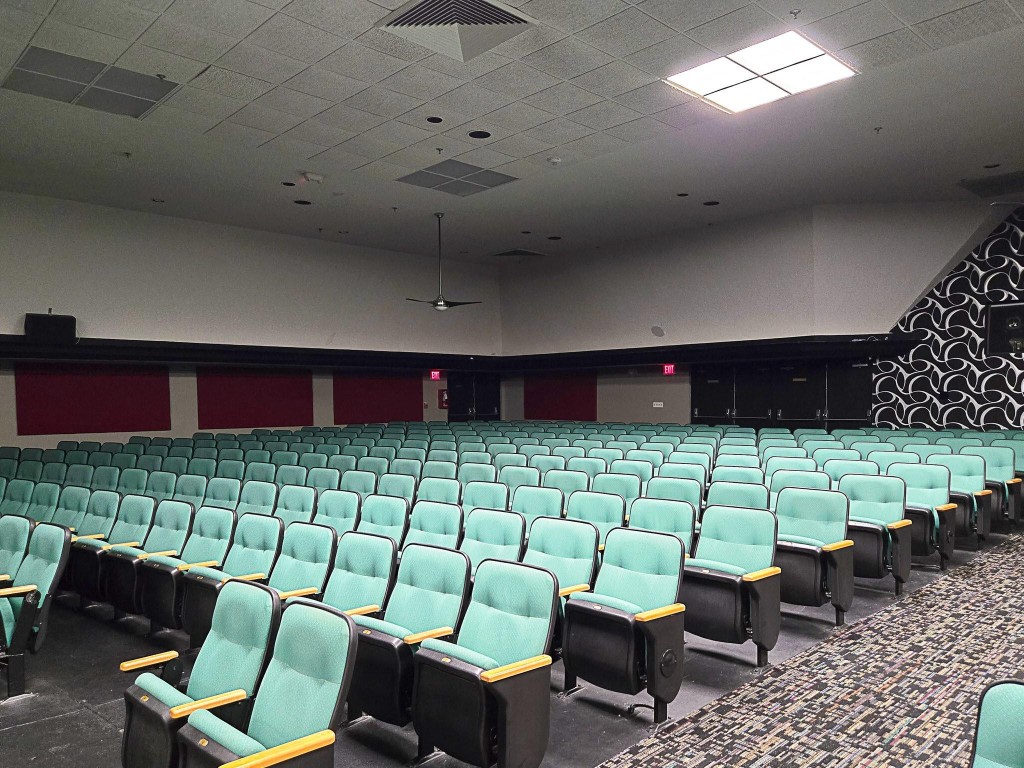 SUNRISE LAKES CONDOMINIUM - Residential