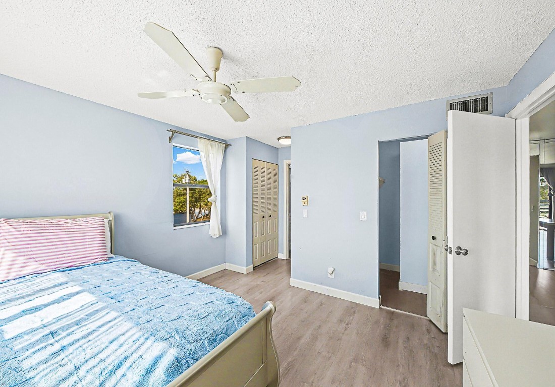 SUNRISE LAKES CONDOMINIUM - Residential