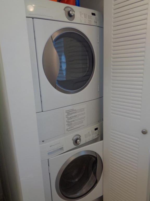 JUPITER BAY ONE THRU SIX CONDO - Residential Lease