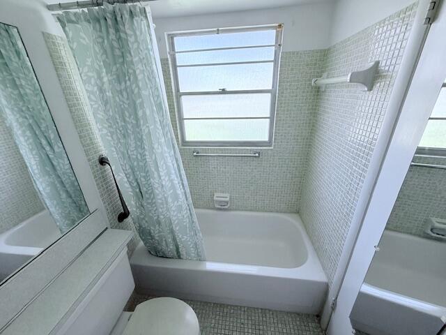 UPMINSTER F CONDO - Residential