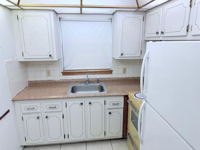 UPMINSTER F CONDO - Residential