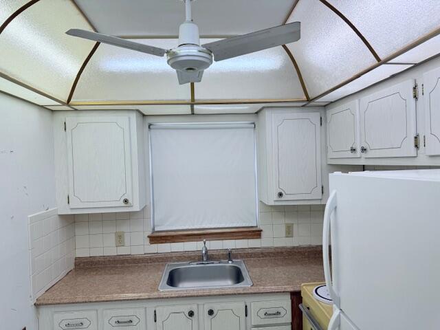 UPMINSTER F CONDO - Residential