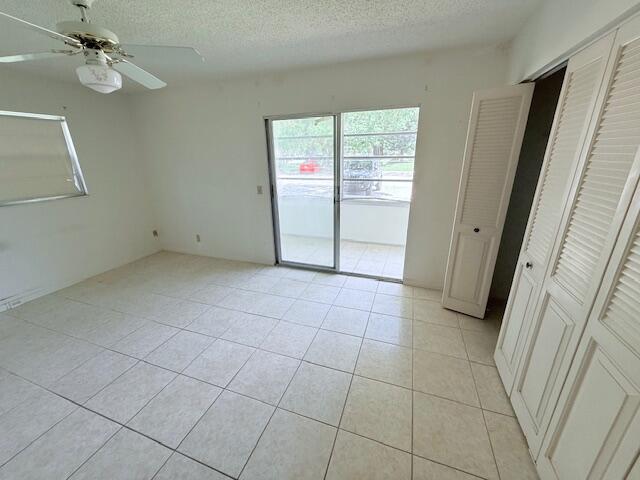 UPMINSTER F CONDO - Residential