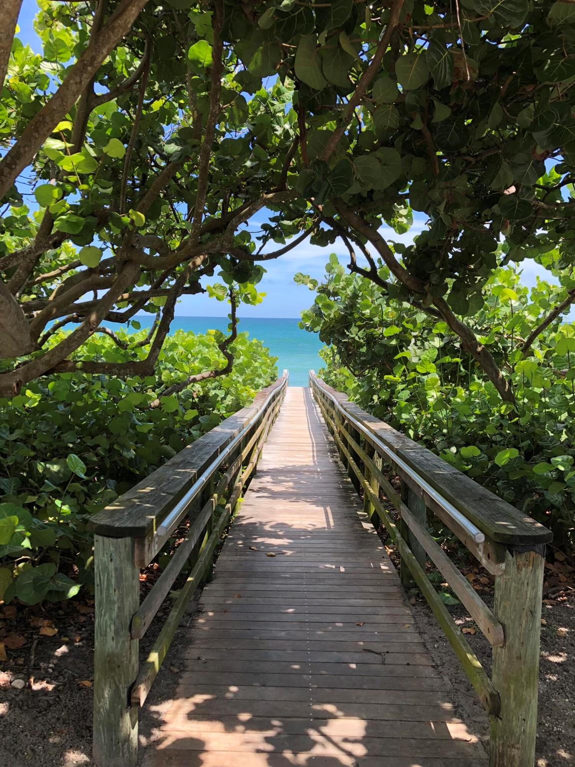 JUPITER OCEAN AND RACQUET - Residential Lease