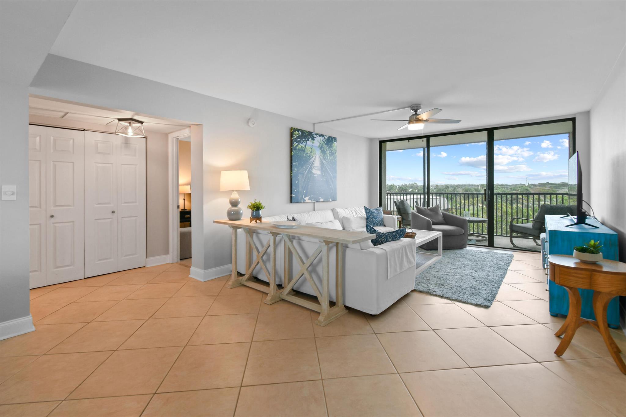 JUPITER OCEAN AND RACQUET - Residential Lease