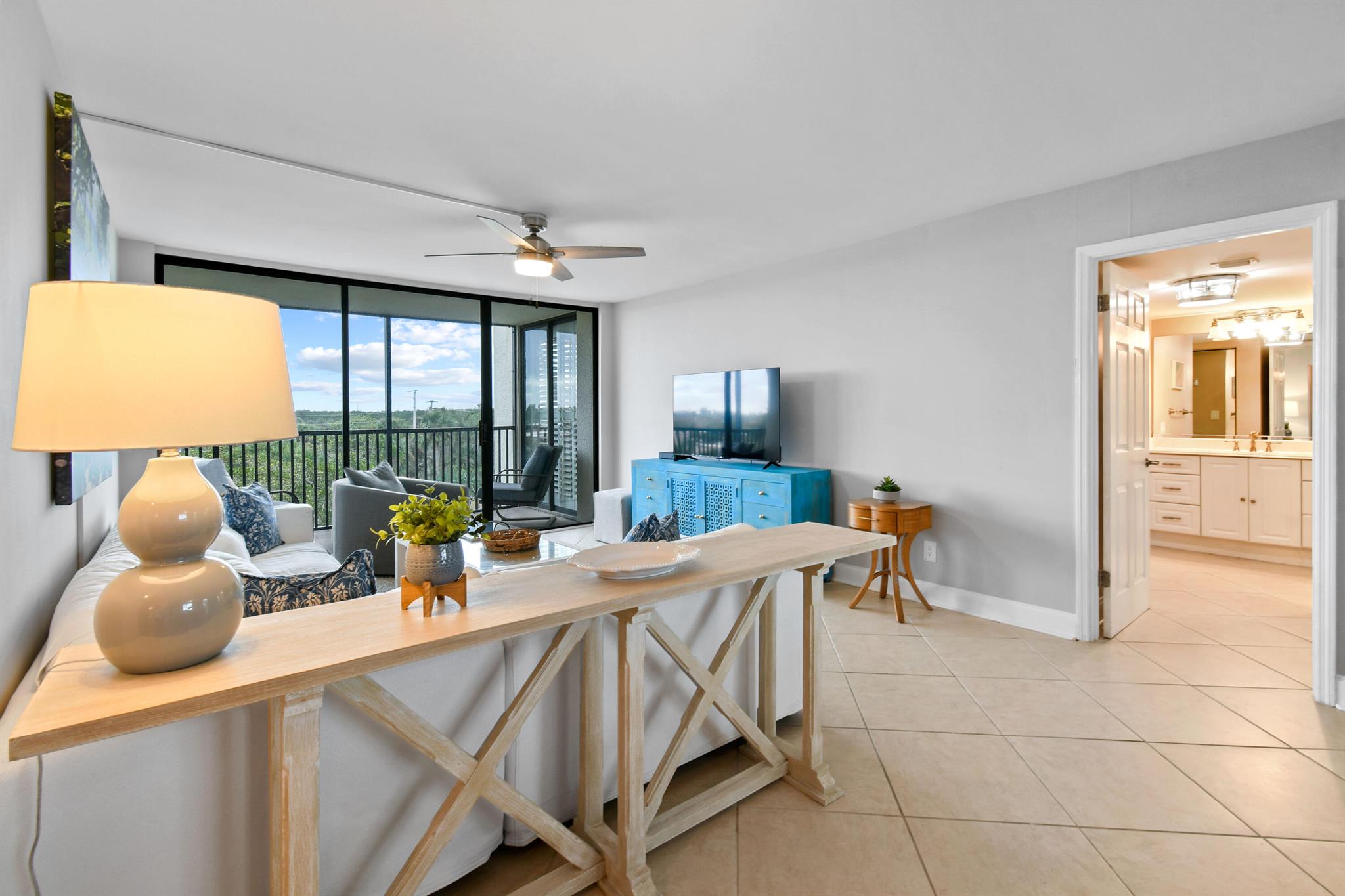 JUPITER OCEAN AND RACQUET - Residential Lease