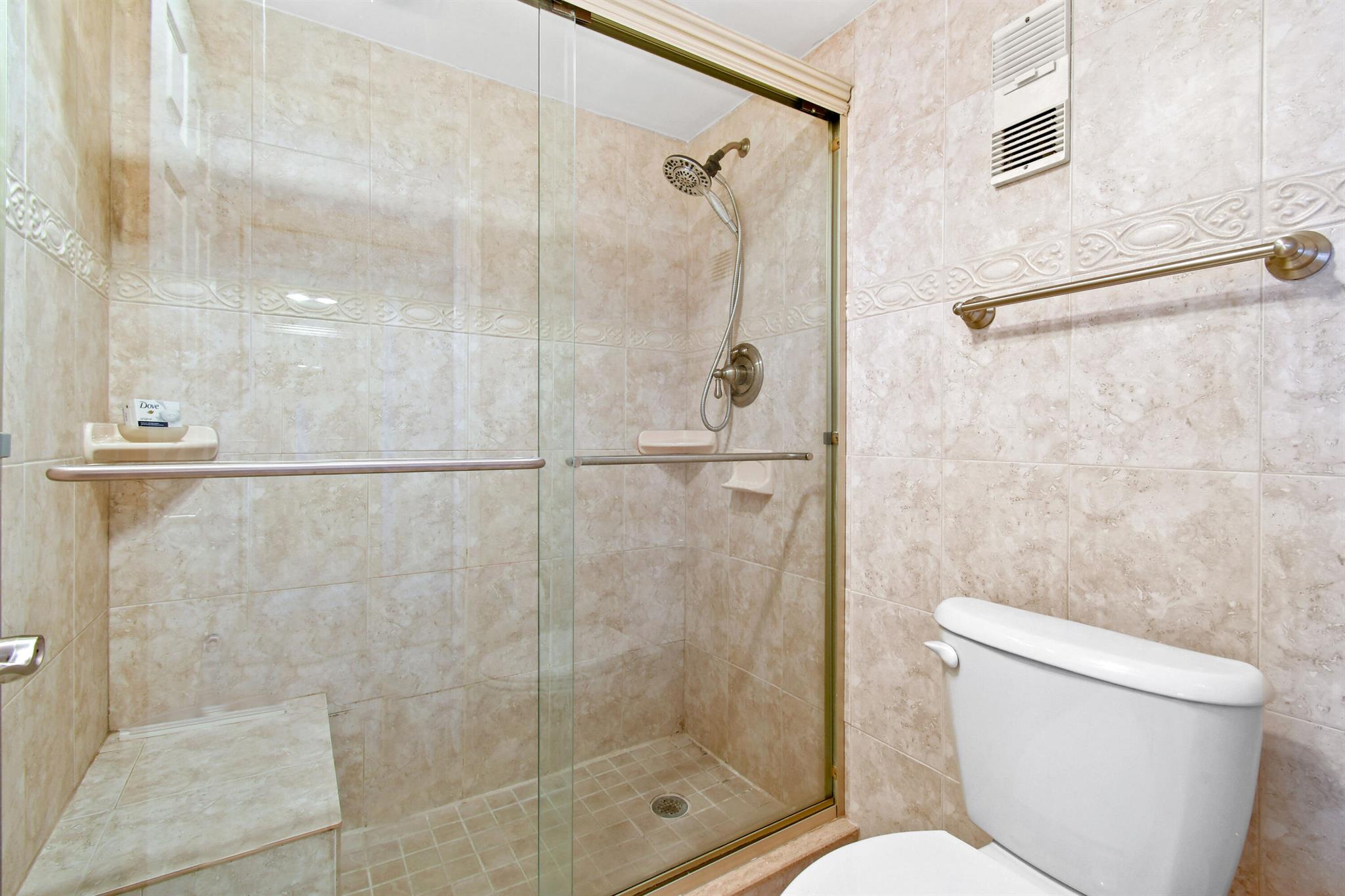 JUPITER OCEAN AND RACQUET - Residential Lease