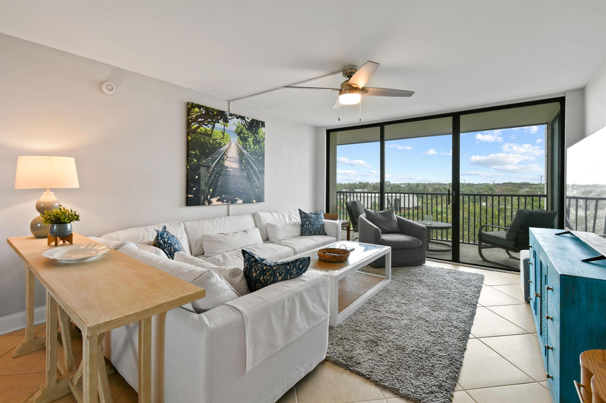 JUPITER OCEAN AND RACQUET - Residential Lease