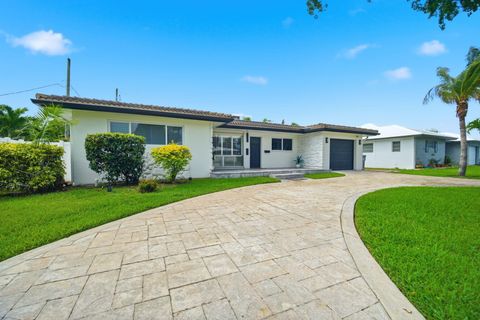 2740 SE 7th Street Pompano Beach FL 33062