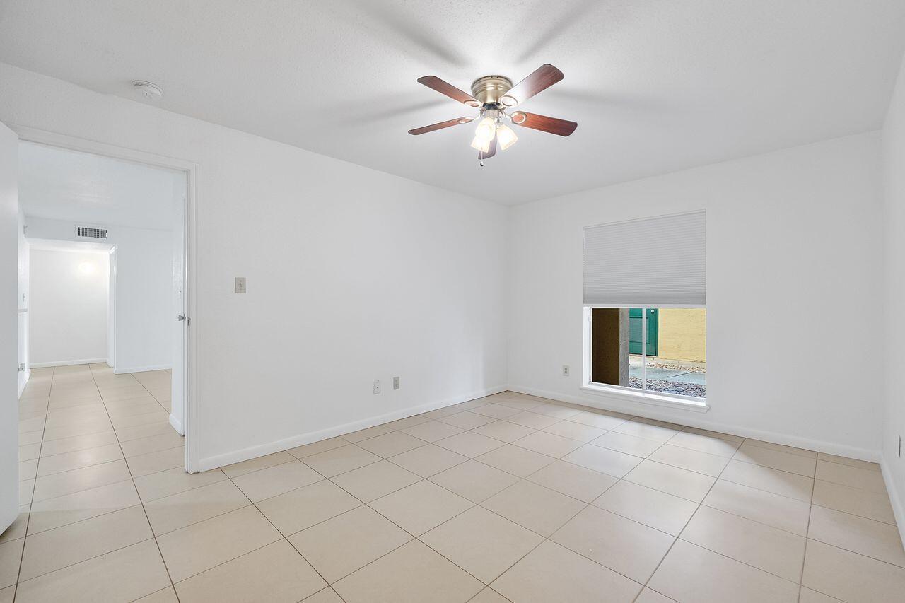SAVANNAH AT RIVERSIDE CONDO - Residential
