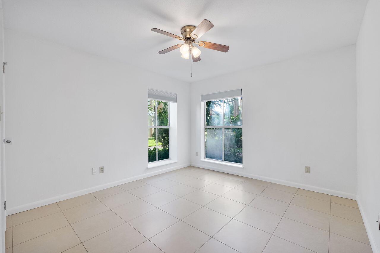 SAVANNAH AT RIVERSIDE CONDO - Residential