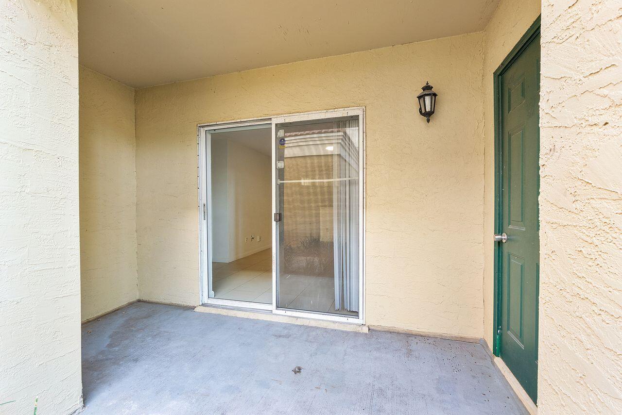 SAVANNAH AT RIVERSIDE CONDO - Residential