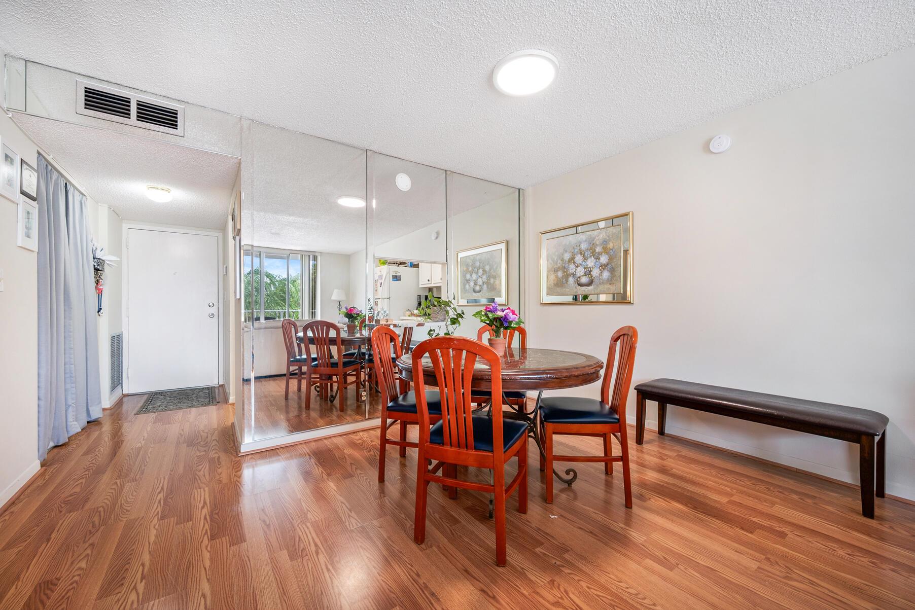 Properties 500 Executive Center Drive 3k