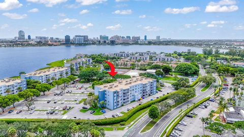 500 Executive Center Drive 3k West Palm Beach FL 33401